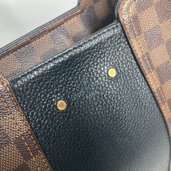 LOUIS VUITTON Black Damier Leather Shoulder Bag - Picture 8 of 16